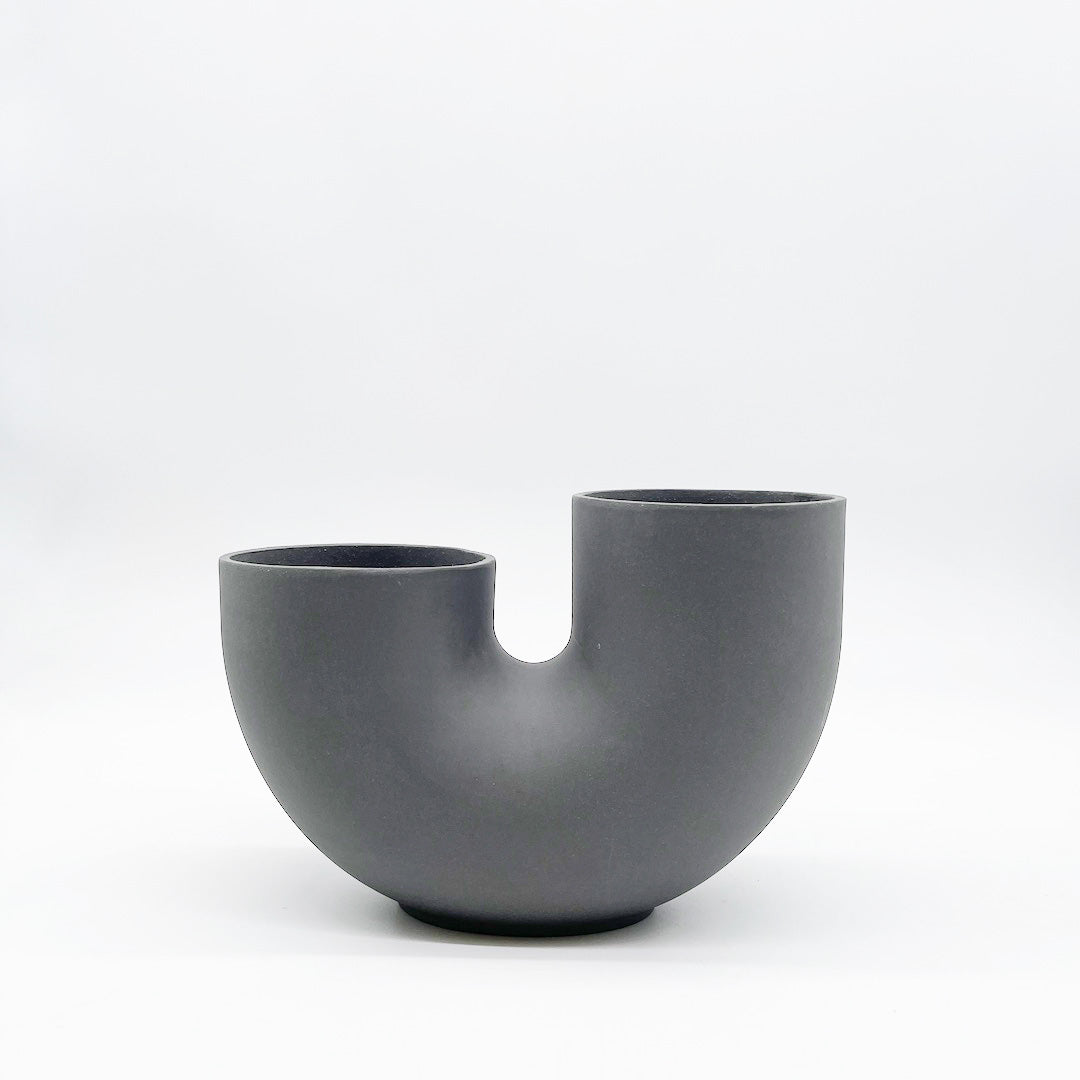 Ha’ / Tuba (M) Planter / Black