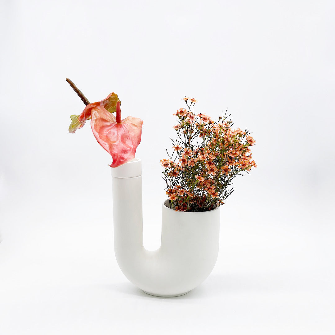 Ha’ / Tuba (M) Planter with Vase / White
