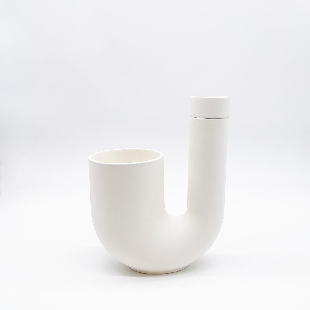 Ha’ / Tuba (M) Planter with Vase / White