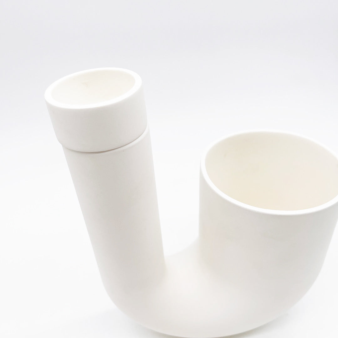 Ha’ / Tuba (M) Planter with Vase / White