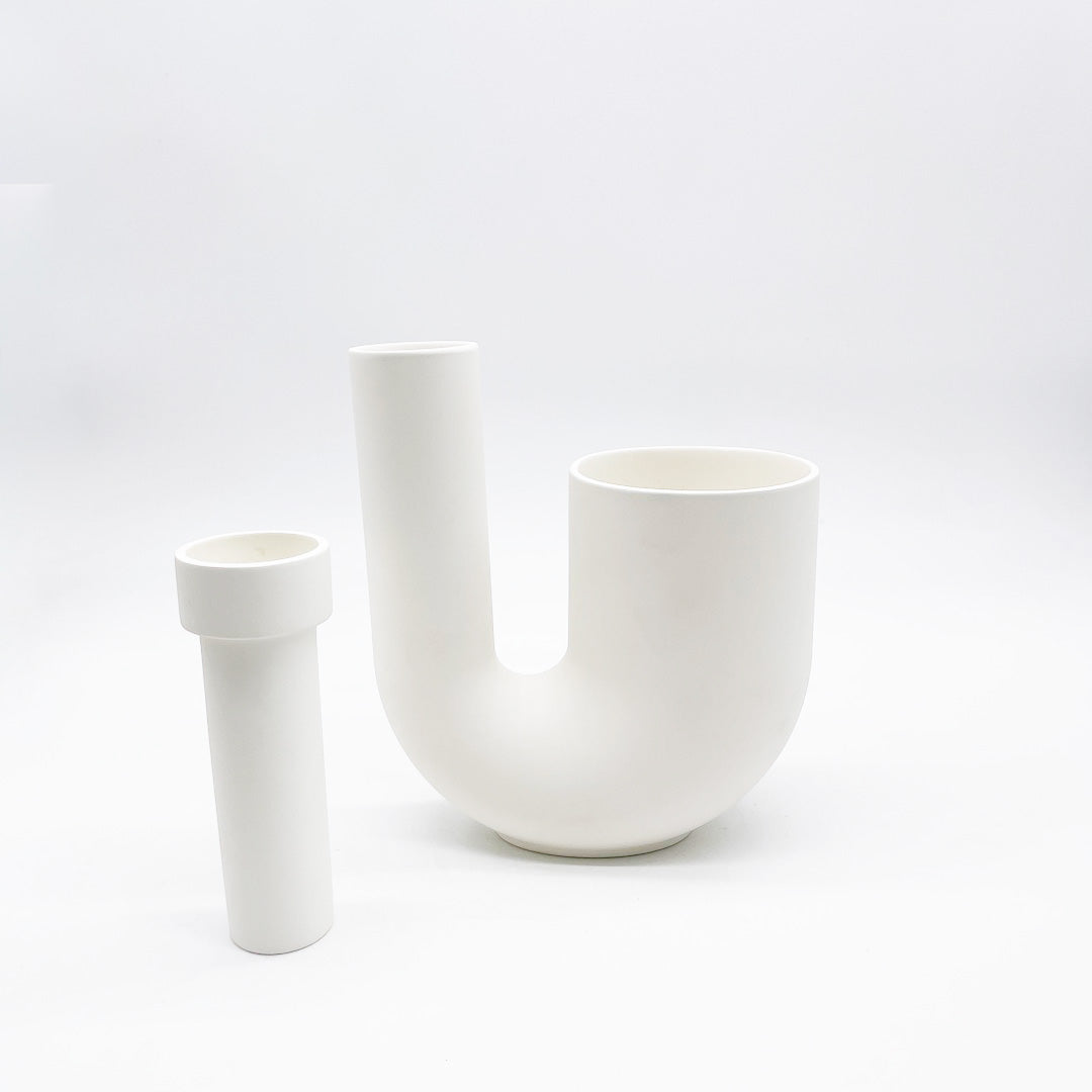 Ha’ / Tuba (M) Planter with Vase / White